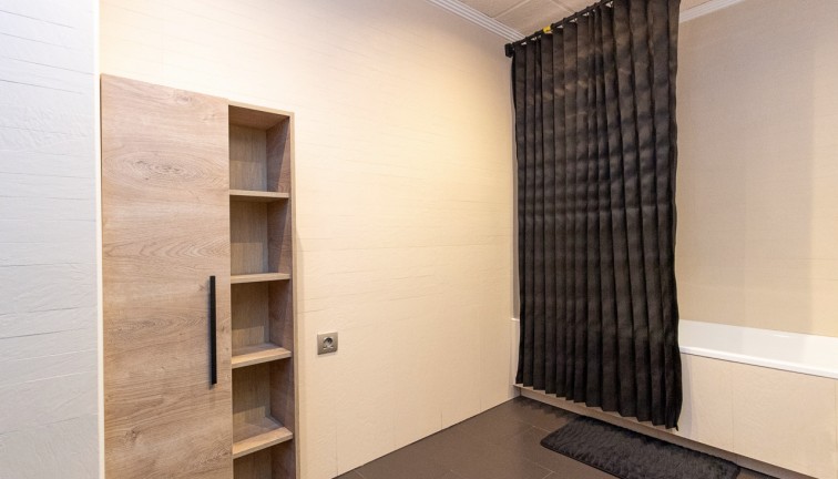 Reventa - Apartamento - Apartamento en el último piso - Torrevieja