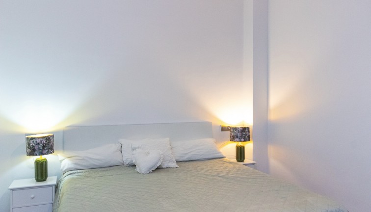 Reventa - Apartamento - Apartamento en el último piso - Torrevieja