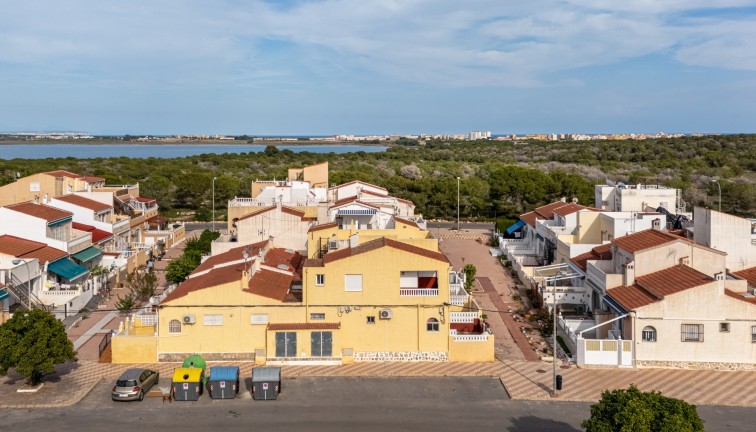 Reventa - Terraced house / Townhouse - Torrevieja - La Siesta