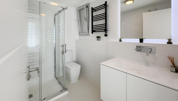 Resale - Chalet - Pilar de la Horadada - Pueblo Latino