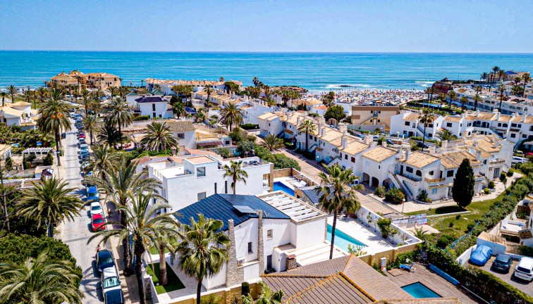 Jälleenmyynti - Erillistalo - La Zenia