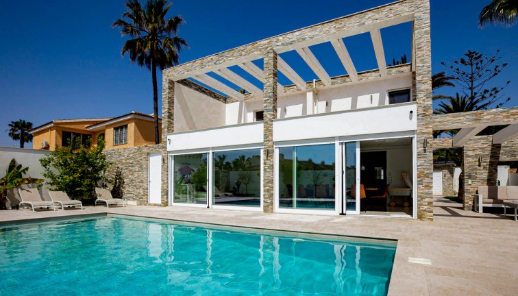 Jälleenmyynti - Erillistalo - La Zenia