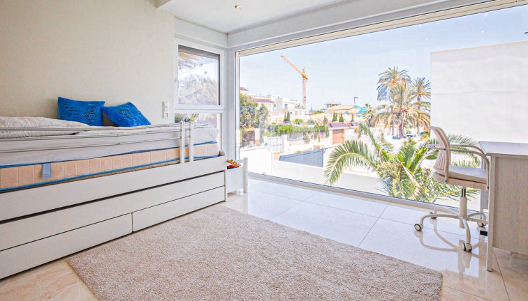 Jälleenmyynti - Erillistalo - La Zenia