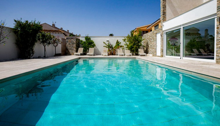 Jälleenmyynti - Erillistalo - La Zenia