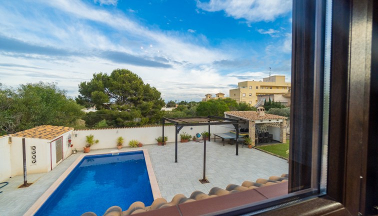 Återförsäljning - Fristående hus - Lomas de Cabo Roig