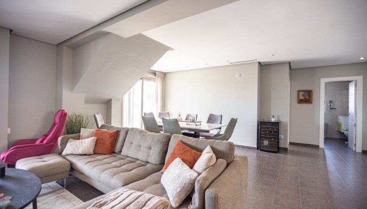 Jälleenmyynti - Asunto - Ylimmän kerroksen asunto - Villamartín