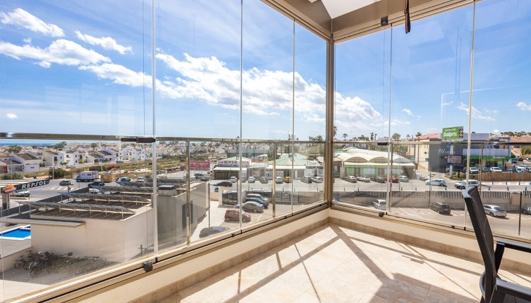 Jälleenmyynti - Asunto - Ylimmän kerroksen asunto - Villamartín