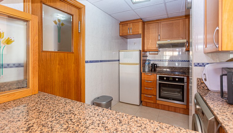 Jälleenmyynti - Asunto - Ylimmän kerroksen asunto - Torrevieja