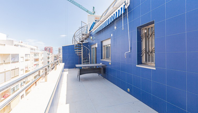 Jälleenmyynti - Asunto - Ylimmän kerroksen asunto - Torrevieja