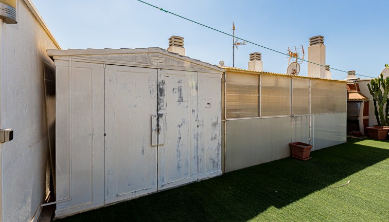 Jälleenmyynti - Asunto - Ylimmän kerroksen asunto - Torrevieja