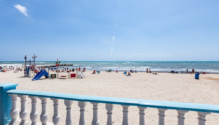 Jälleenmyynti - Asunto - Ylimmän kerroksen asunto - Torrevieja