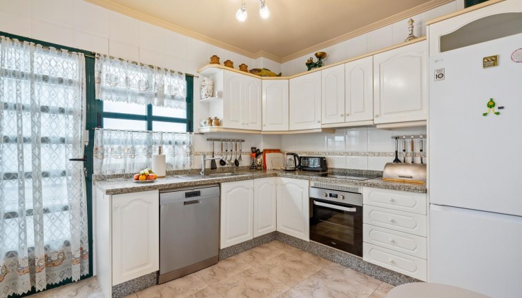 Reventa - Casa adosada - Orihuela Costa - La Zenia