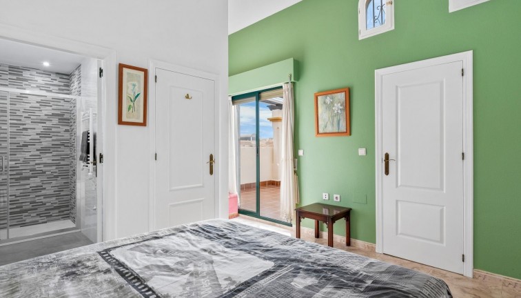 Reventa - Casa adosada - Orihuela Costa - La Zenia