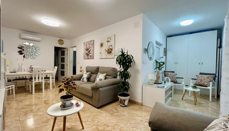 Jälleenmyynti - Paritalo/Rivitalo - Torrevieja - San Luis