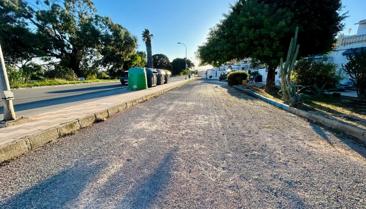 Jälleenmyynti - Paritalo/Rivitalo - Torrevieja - San Luis