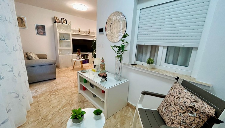 Jälleenmyynti - Paritalo/Rivitalo - Torrevieja - San Luis