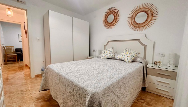 Jälleenmyynti - Paritalo/Rivitalo - Torrevieja - San Luis