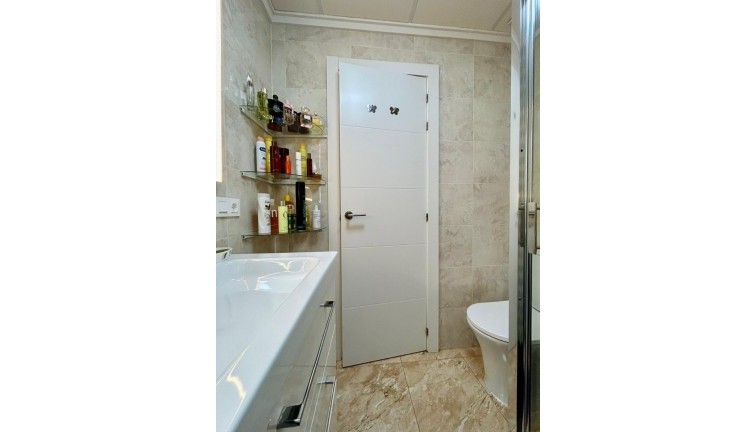 Jälleenmyynti - Paritalo/Rivitalo - Torrevieja - San Luis