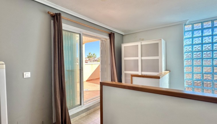 Jälleenmyynti - Duplex-asunto - Orihuela - Playa Flamenca