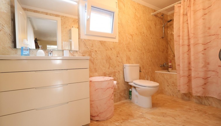 Jälleenmyynti - Erillistalo - Torrevieja - Los Balcones