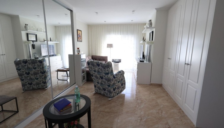 Jälleenmyynti - Erillistalo - Torrevieja - Los Balcones