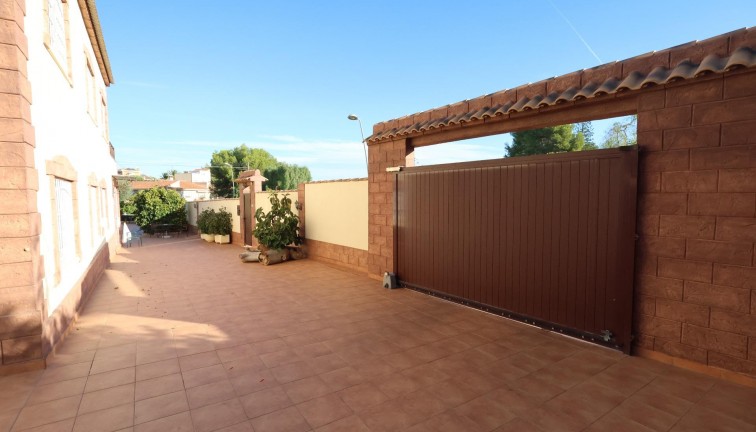 Jälleenmyynti - Erillistalo - Torrevieja - Los Balcones