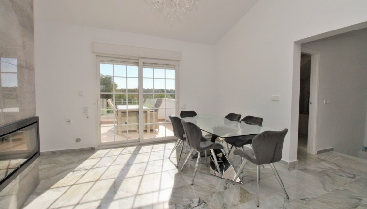 Jälleenmyynti - Erillistalo - Las Ramblas Golf - Las Ramblas