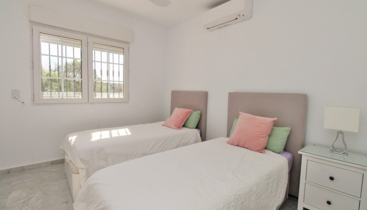 Jälleenmyynti - Erillistalo - Las Ramblas Golf - Las Ramblas