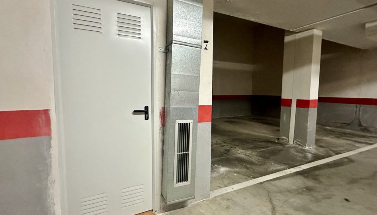 Jälleenmyynti - Asunto - Mil Palmeras