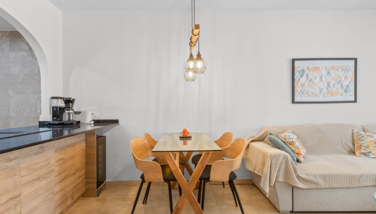 Jälleenmyynti - Bungalow - Torrevieja - Lago Jardin