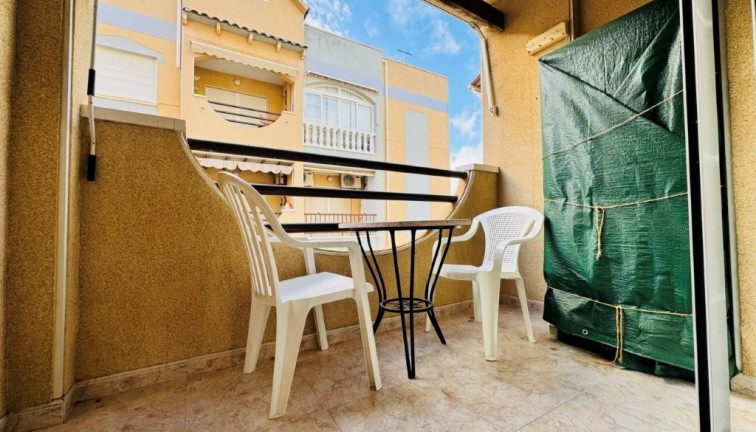 Återförsäljning - Lägenhet - La Mata - LA MATA