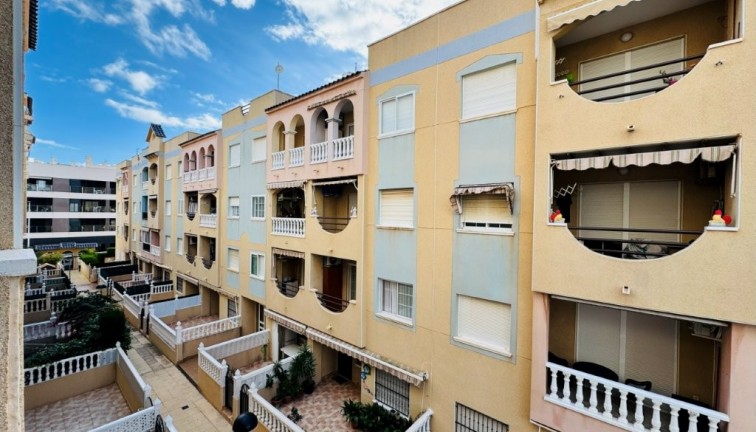 Återförsäljning - Lägenhet - La Mata - LA MATA