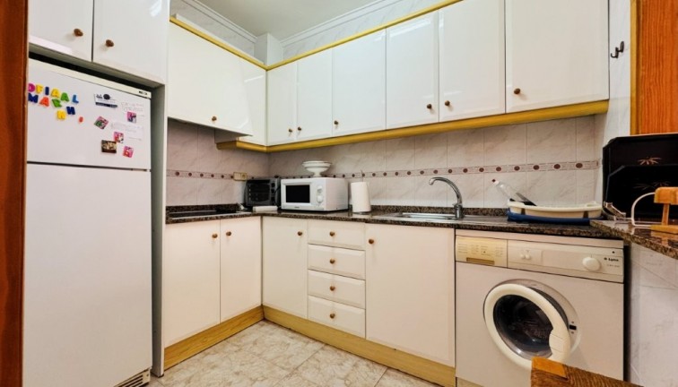 Återförsäljning - Lägenhet - La Mata - LA MATA