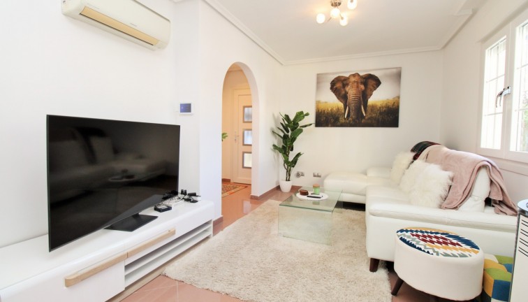 Jälleenmyynti - Erillistalo - Villamartín - Los Dolses