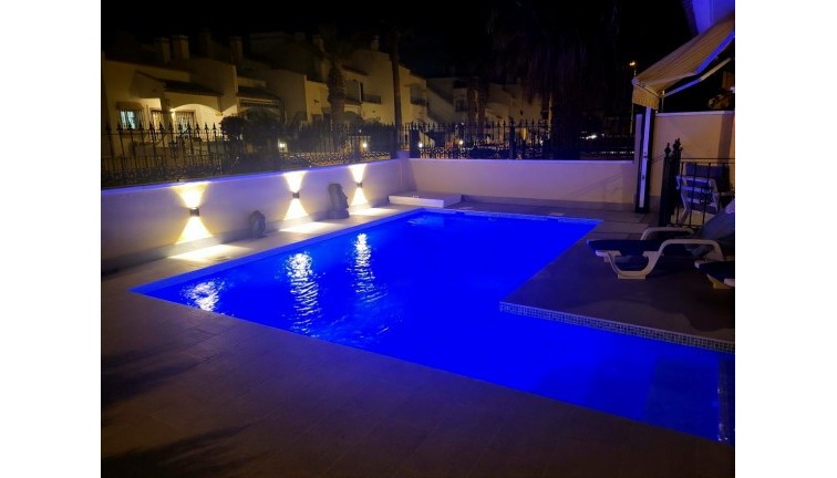 Jälleenmyynti - Erillistalo - Villamartín - Los Dolses