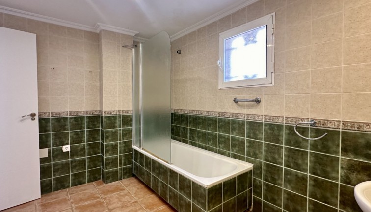 Jälleenmyynti - Erillistalo - Orihuela Costa - Villamartín