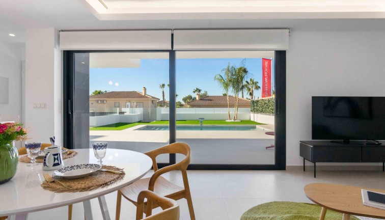 Uudistuotanto - Erillistalo - Rojales - Benimar