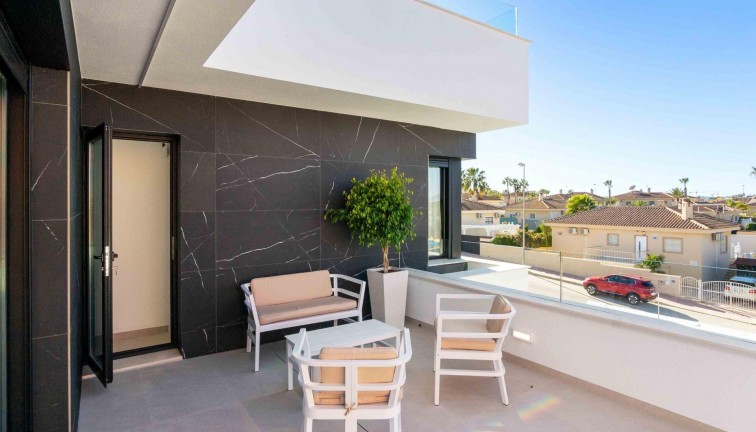 Uudistuotanto - Erillistalo - Rojales - Benimar