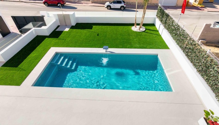 Uudistuotanto - Erillistalo - Rojales - Benimar