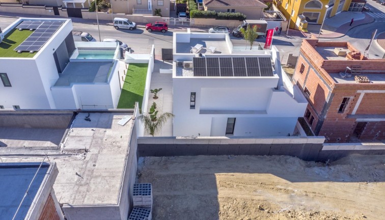 Uudistuotanto - Erillistalo - Rojales - Benimar