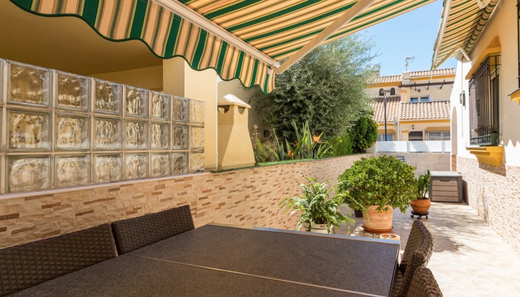 Jälleenmyynti - Paritalo/Rivitalo - La Zenia