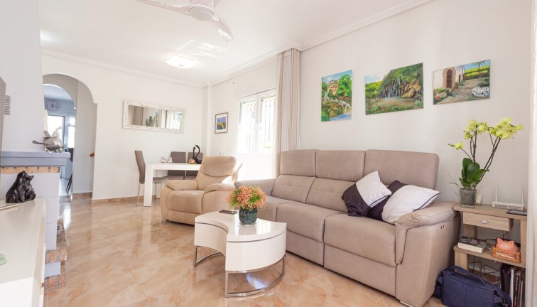 Jälleenmyynti - Paritalo/Rivitalo - La Zenia