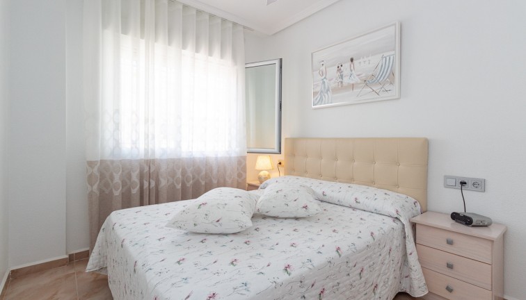 Jälleenmyynti - Paritalo/Rivitalo - La Zenia