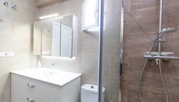 Jälleenmyynti - Paritalo/Rivitalo - La Zenia