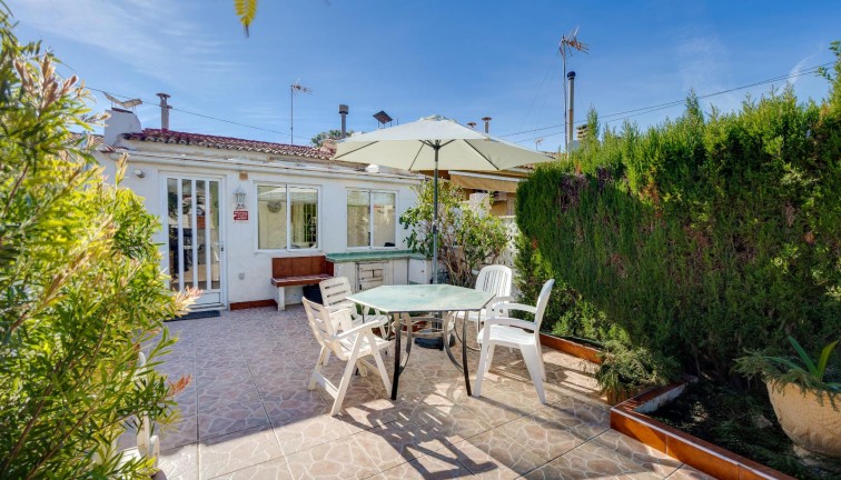 Jälleenmyynti - Paritalo/Rivitalo - Torrevieja - Los Angeles