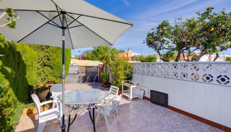 Jälleenmyynti - Paritalo/Rivitalo - Torrevieja - Los Angeles