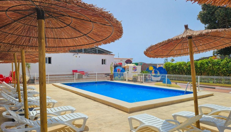 Jälleenmyynti - Paritalo/Rivitalo - Torrevieja - Los Angeles