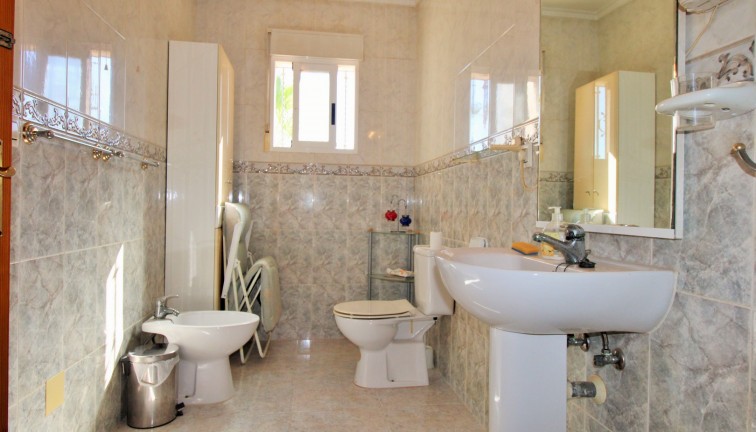 Resale - Semi-Detached - Villamartín