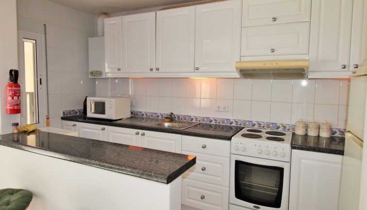 Resale - Semi-Detached - Villamartín