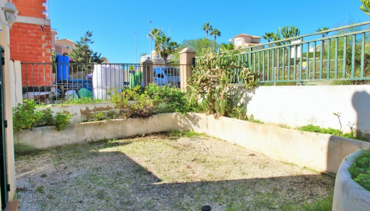 Resale - Semi-Detached - Villamartín